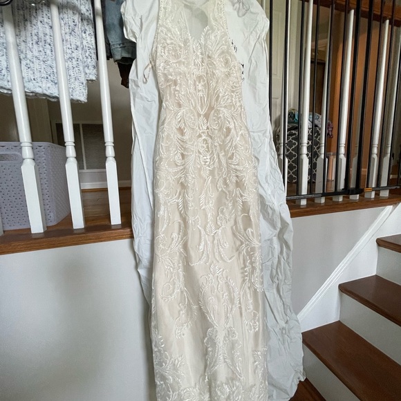 Maggie Sottero WEDDING DRESS - EUC! - Picture 11 of 13